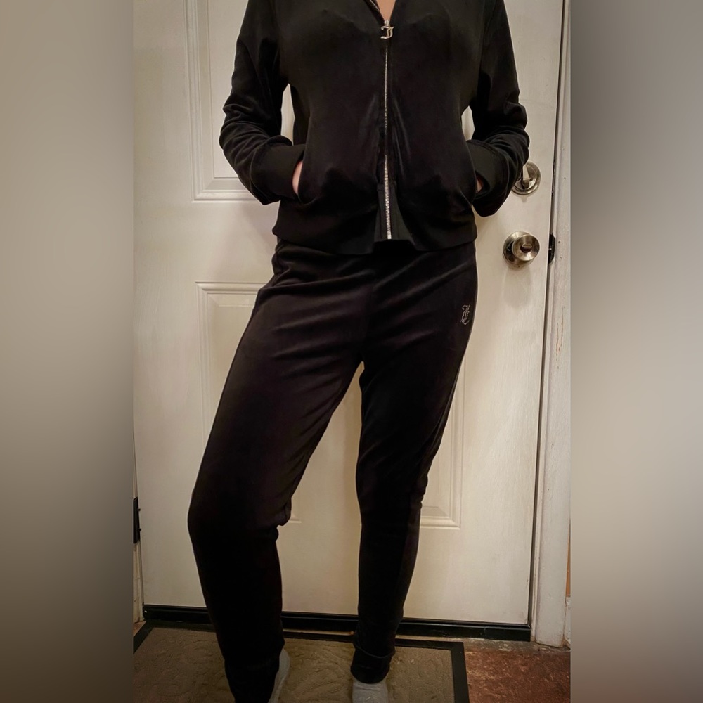 Juicy Coutre set. Barely worn. BLK velvet zip up & matching Joggers.